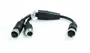 Splitter cable connects 1 x  (Non HD) CAMERA AC-306  BRIGADE 4904