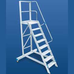 PLATAFORMA DE TRABAJO PARA ALMACEN ALUMINIO 4 PELDAÑOS 60º ESLA 1010004